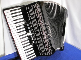 Aliante 3 voice piano accordion black